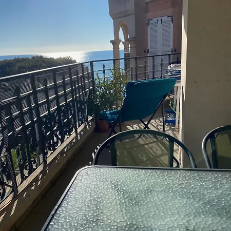 Lägenhet Le Victoria Menton